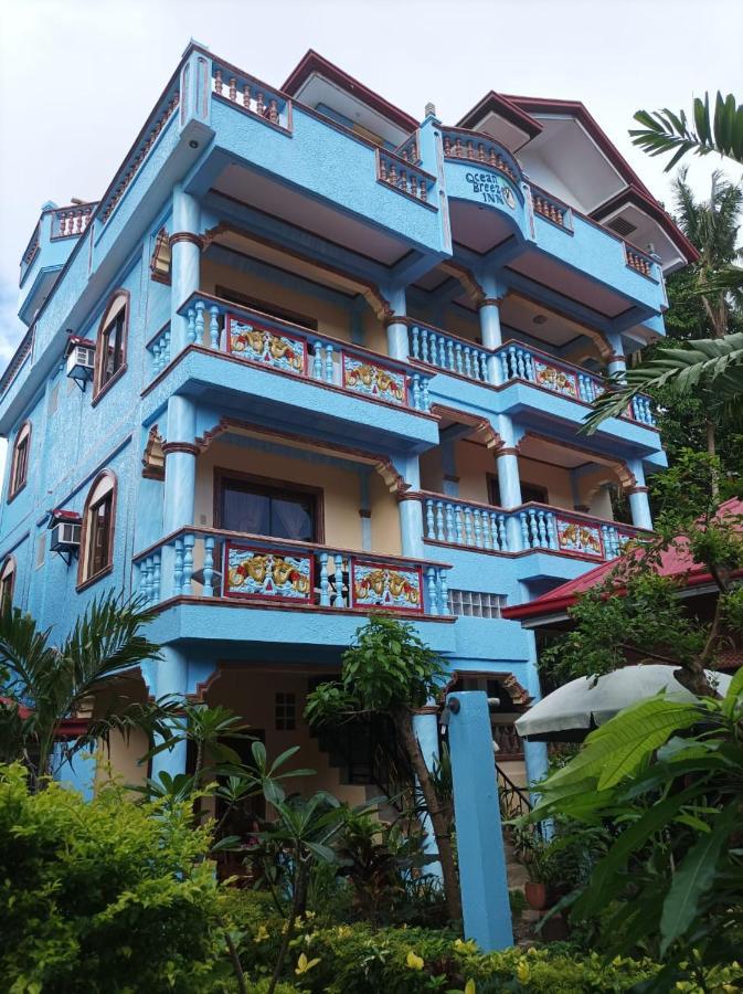 Ocean Breeze Inn Manoc-Manoc Екстер'єр фото