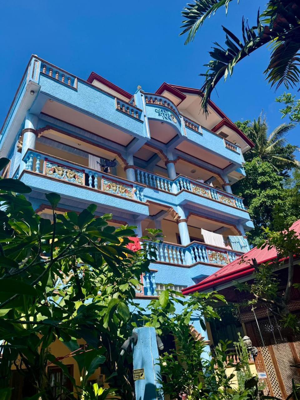 Ocean Breeze Inn Manoc-Manoc Екстер'єр фото